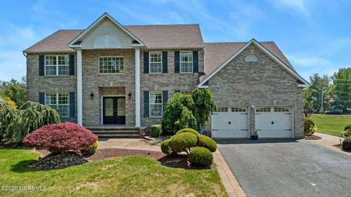 901 Oakley Dr, FREEHOLD, NJ, 07728-8242 | Card Image