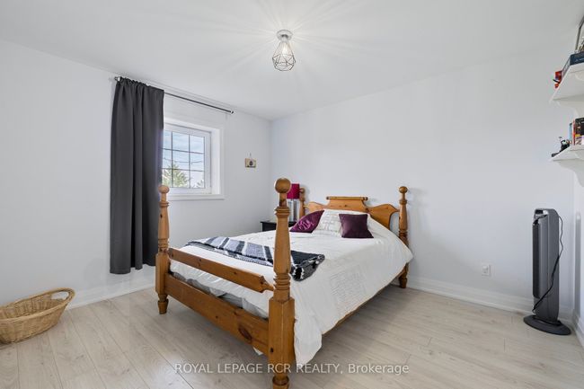 958375 7 Th Line E, House other with 4 bedrooms, 2 bathrooms and 8 parking in Mulmur ON | Image 23