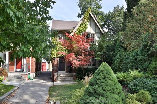 11 Ardrossan Pl, Toronto, ON, M4N2X2 | Card Image