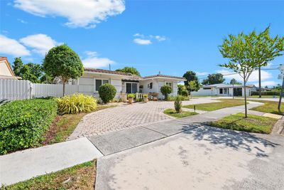 6386 Sw 10th St, House other with 4 bedrooms, 3 bathrooms and null parking in West Miami FL | Image 2