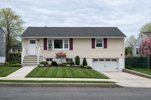 330 Cumberland Ave, Paterson, NJ, 07502-1323 | Card Image