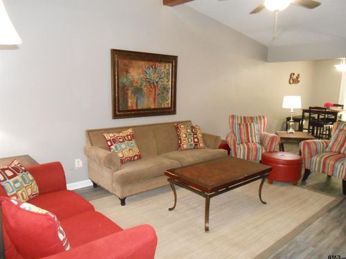 7108 Gatewood Dr, Tyler, TX, 75703-4901 | Card Image