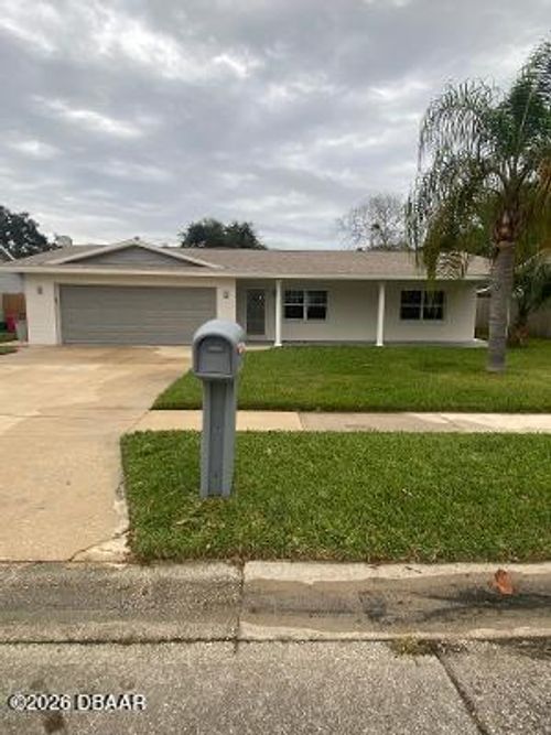 2941 Gaslight Dr, South Daytona, FL, 32119-8512 | Card Image