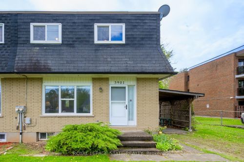 3901 Rebstock Rd, Crystal Beach, ON, L0S1B0 | Card Image