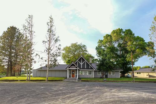 87275 Spruce Ln, Christmas Valley, OR, 97641-2606 | Card Image