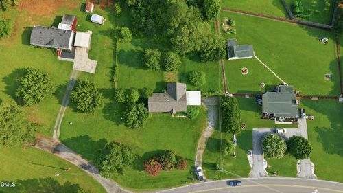 7912 Smith Road, Apex, NC, 27539 | Card Image