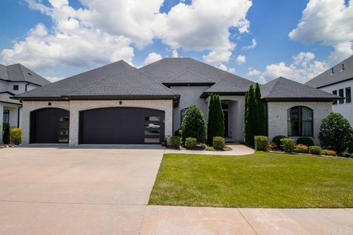 43 Falstone Dr, Little Rock, AR, 72223-8042 | Card Image