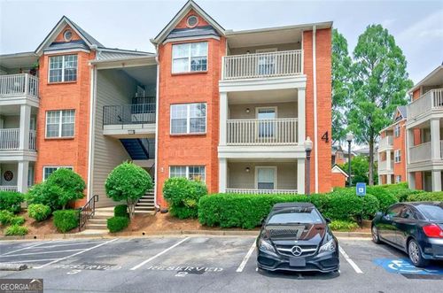 4106 Chastain Park Ct Ne, Atlanta, GA, 30342-3256 | Card Image