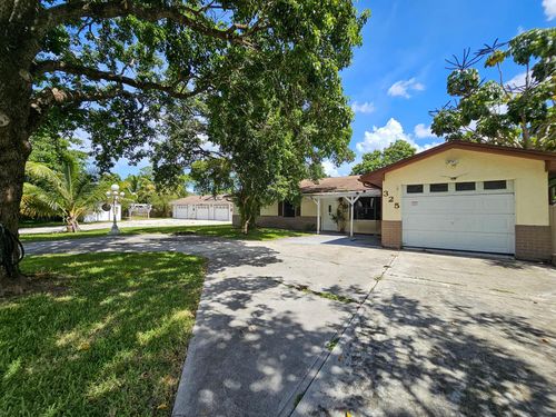 325 Nw Rebecca Ave, Port St. Lucie, FL, 34983-8638 | Card Image