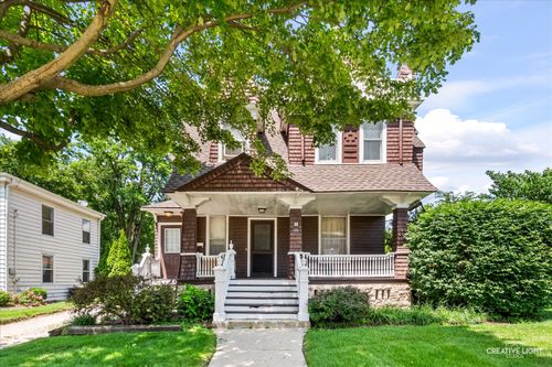 386 E Chicago St, Elgin, IL, 60120-7036 | Card Image