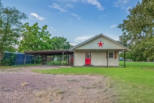 306 N Front St E, Savoy, TX, 75479-2019 | Card Image