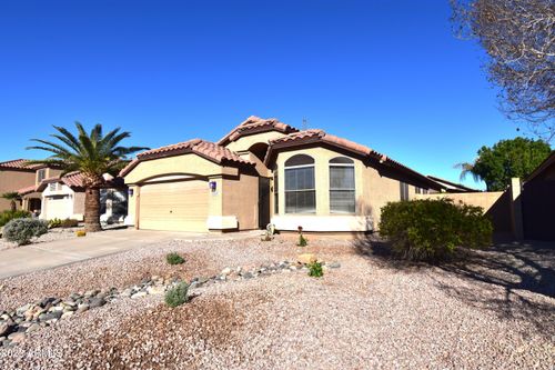 10230 W Country Club Trl, Peoria, AZ, 85383-2728 | Card Image