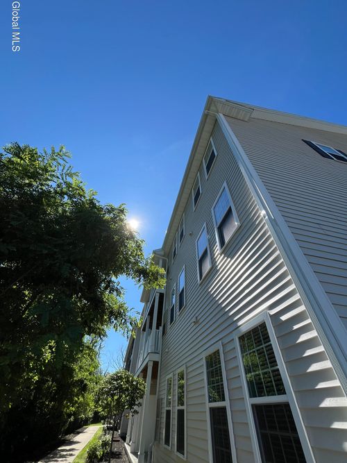 201-4 Broom Shop Ln, Latham, NY, 12110-2241 | Card Image