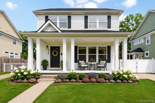 3280 Royal Ave, Berkley, MI, 48072-1332 | Card Image