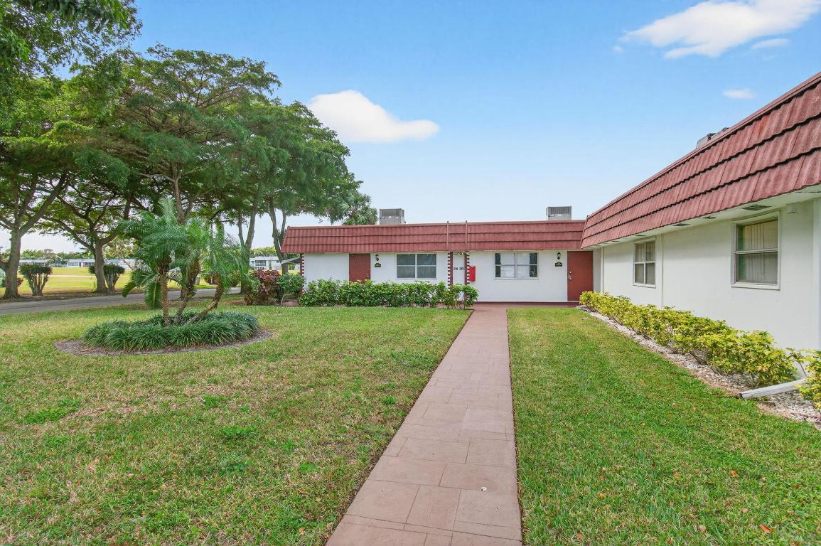 Residential Lease in Delray Beach