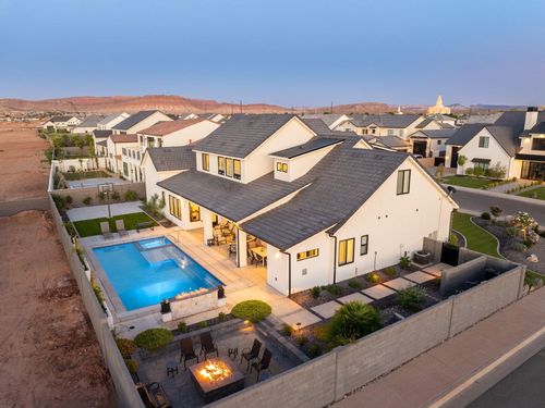 2799 E Stonedale Dr, St. George, UT, 84790-6147 | Card Image