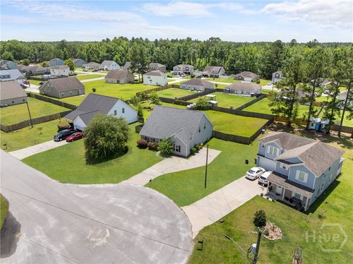 35 Oscar Ct, Ellabell, GA, 31308-7244 | Card Image
