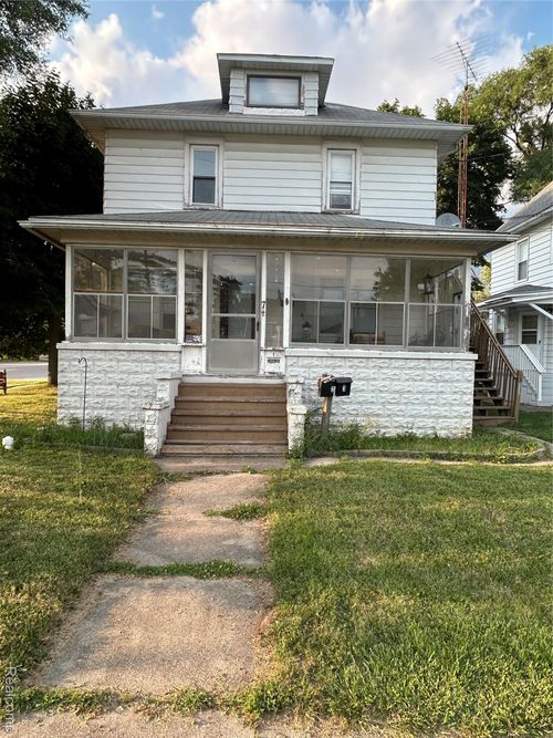 1-7 E Noble Ave, Monroe, MI, 48162-2625 | Card Image