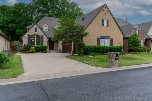 9728 S 75th East Ave, Tulsa, OK, 74133-6424 | Card Image