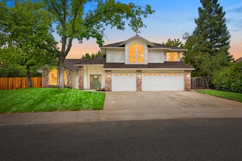 5245 Vought Dr, Fair Oaks, CA, 95628-4077 | Card Image