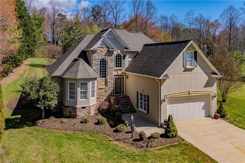 166 Laurel Creek Dr, Mount Airy, NC, 27030-1904 | Card Image