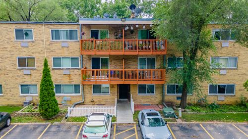 apt-dg5-758 Dempster St, Mount Prospect, IL, 60056-6132 | Card Image