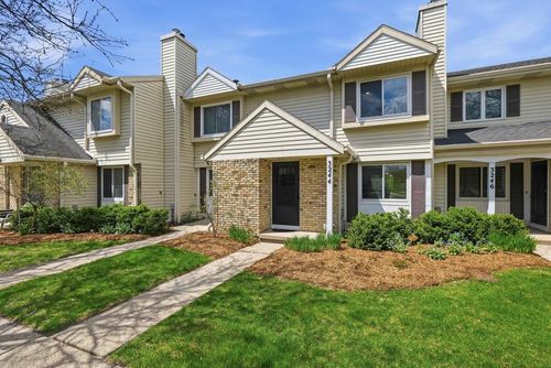 3244 Patty Ln, Middleton, WI, 53562-1653 | Card Image