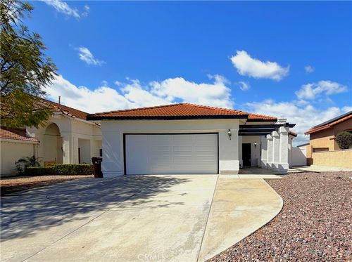 40018 Notting Hill Road, Murrieta, CA, 92563 | Card Image