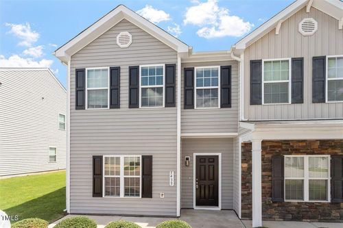 5435 Big Bass Dr, Raleigh, NC, 27610-6492 | Card Image