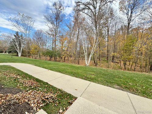 16036 Morningside, Northville, MI, 48168-6704 | Card Image