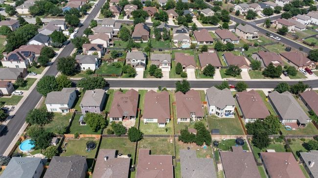 2216 Mccombs St, House other with 4 bedrooms, 3 bathrooms and 4 parking in Georgetown TX | Image 31