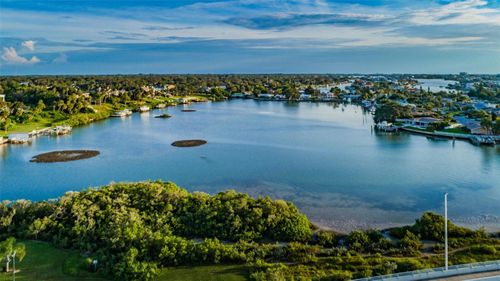 apt-207c-100 Bluff View Dr, BELLEAIR BLUFFS, FL, 33770-1353 | Card Image