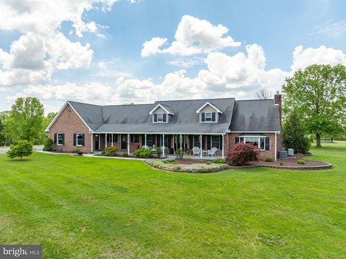 16 Zerbe Dr, BERNVILLE, PA, 19506-8203 | Card Image