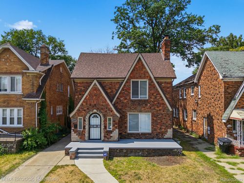 17553 Roselawn St, Detroit, MI, 48221-2520 | Card Image