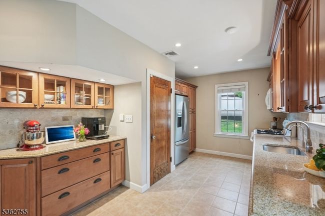 1024 Sherman Ave, House other with 3 bedrooms, 1 bathrooms and null parking in Plainfield NJ | Image 10