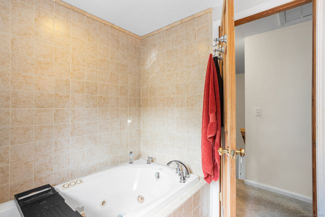 97 Wildwood Cir, House other with 4 bedrooms, 3 bathrooms and null parking in Durham CT | Image 21
