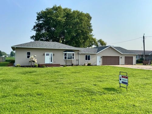 20237 230th St, Fort Dodge, IA, 50501-8480 | Card Image