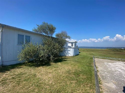 836D Dune Rd, Westhampton Beach, NY, 11978 | Card Image