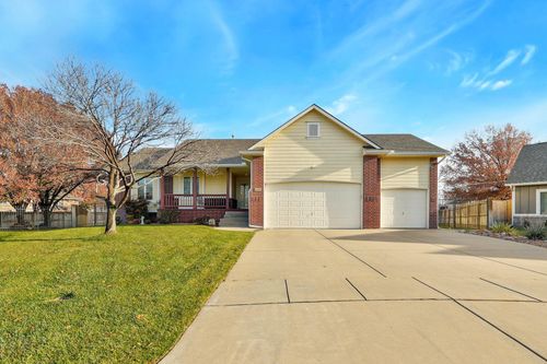 530 Hemmen Terrace Ct, Colwich, KS, 67030 | Card Image