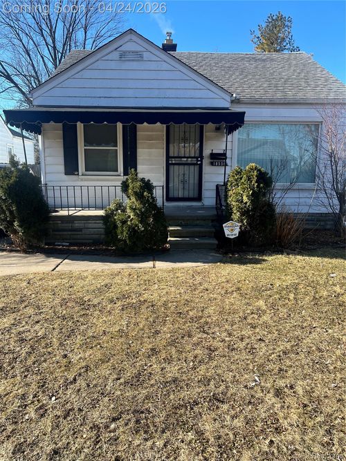 18558 Woodland St, Harper Woods, MI, 48225-2018 | Card Image