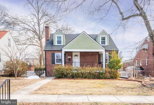 5607 36th Pl, HYATTSVILLE, MD, 20782-3817 | Card Image