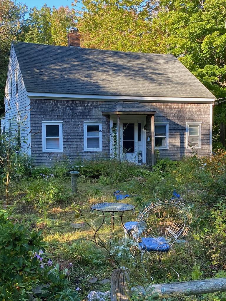 Bonnie Brae St, Camden, ME 04843