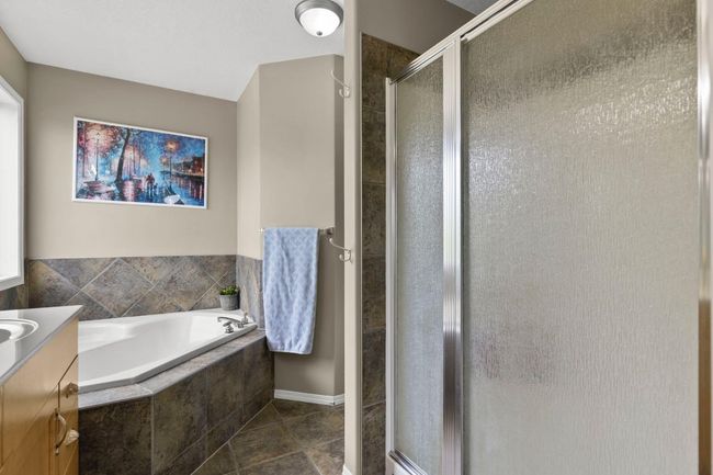 38 Simcoe Crescent Sw, House other with 4 bedrooms, 4 bathrooms and 4 parking in Calgary AB | Image 29