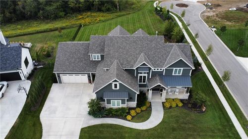 11200 W 169th St, Overland Park, KS, 66221-7174 | Card Image