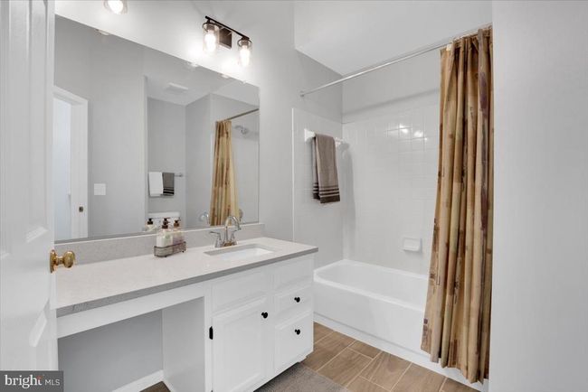 7523 Westmore Dr, Townhouse with 3 bedrooms, 4 bathrooms and null parking in SPRINGFIELD VA | Image 25