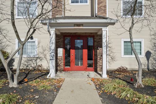 710 Carrington Pl, Loveland, OH, 45140-8680 | Card Image