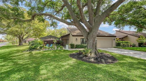 3842 Glen Oaks Manor Dr, Sarasota, FL, 34232-1031 | Card Image