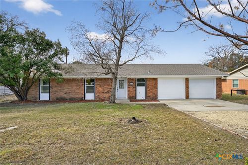 4214 Broken Arrow Dr, Harker Heights, TX, 76548-8645 | Card Image