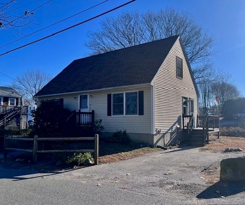 3 Tarrs Lane West, Rockport, MA, 01966 | Card Image