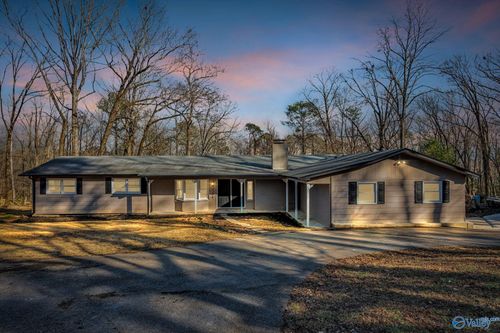 3708 Montclair Rd Sw, Decatur, AL, 35603-2212 | Card Image